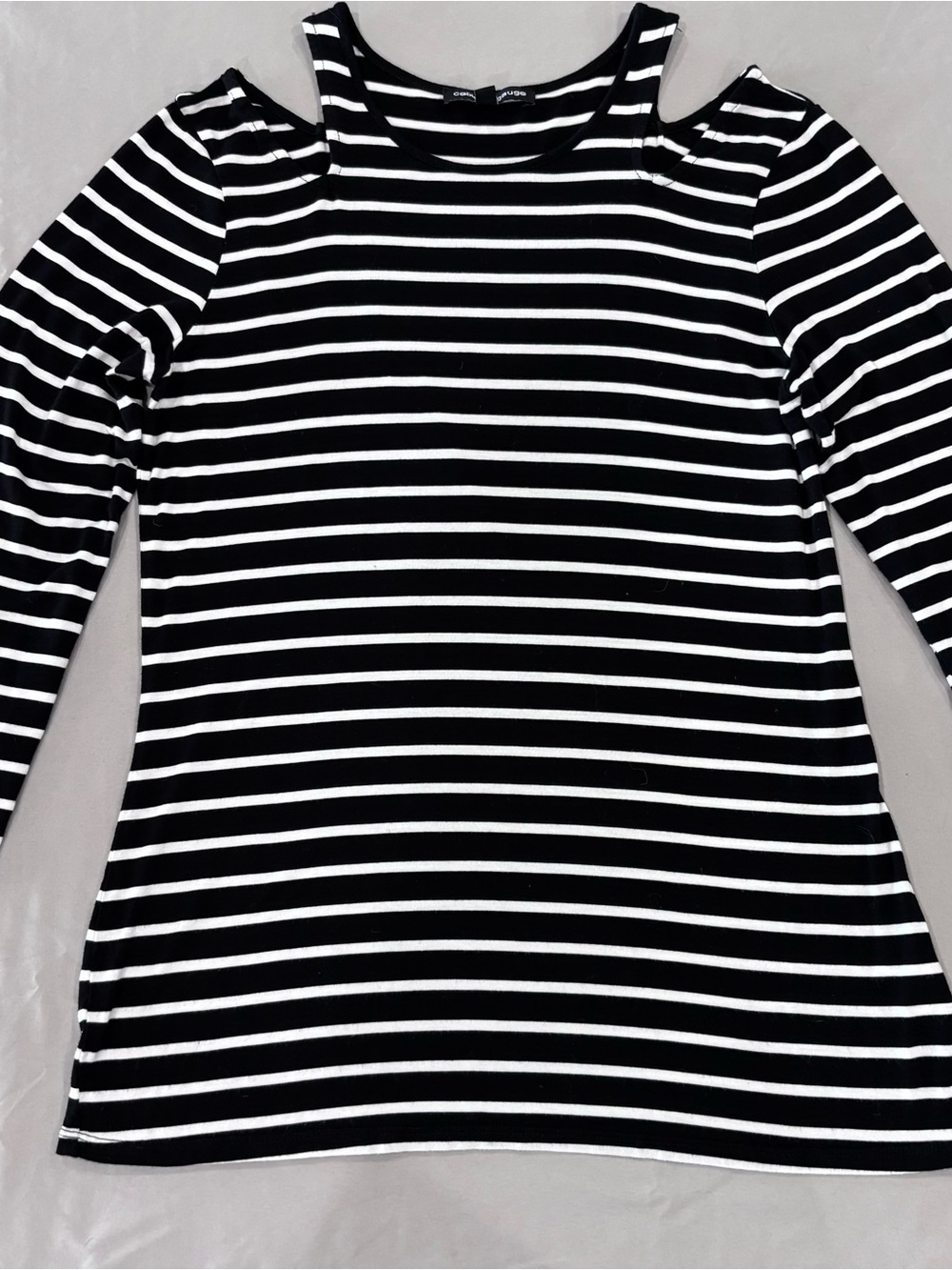 Cable & Gauge Womens M Black White Striped Cold Shoulder Tunic Top Stretch